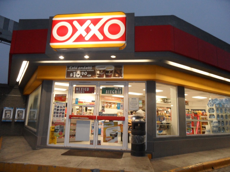 Giran orden de aprehensión a presunto asaltante de Tienda OXXO