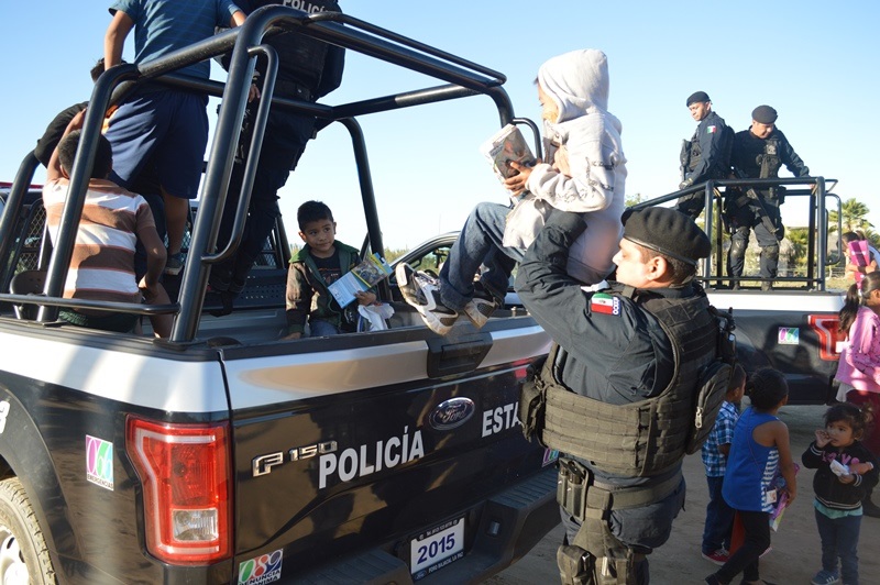 PEP entregó juguetes y roscas a comunidad indígena