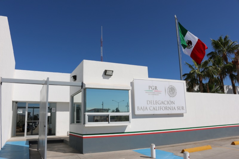 PGR investiga a detenidos con armamento y drogas