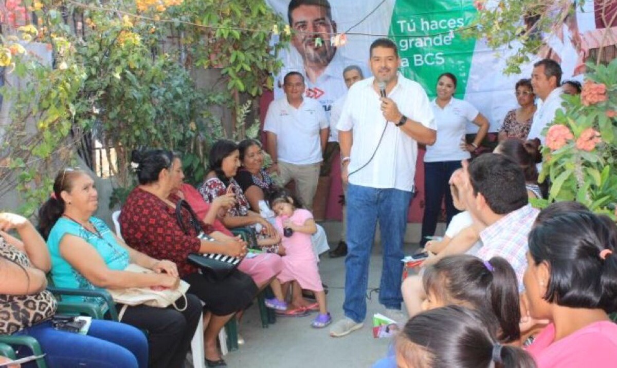 Atender reclamos sociales exige vocación de servicio y cumplir la palabra: Valdivia Alvarado