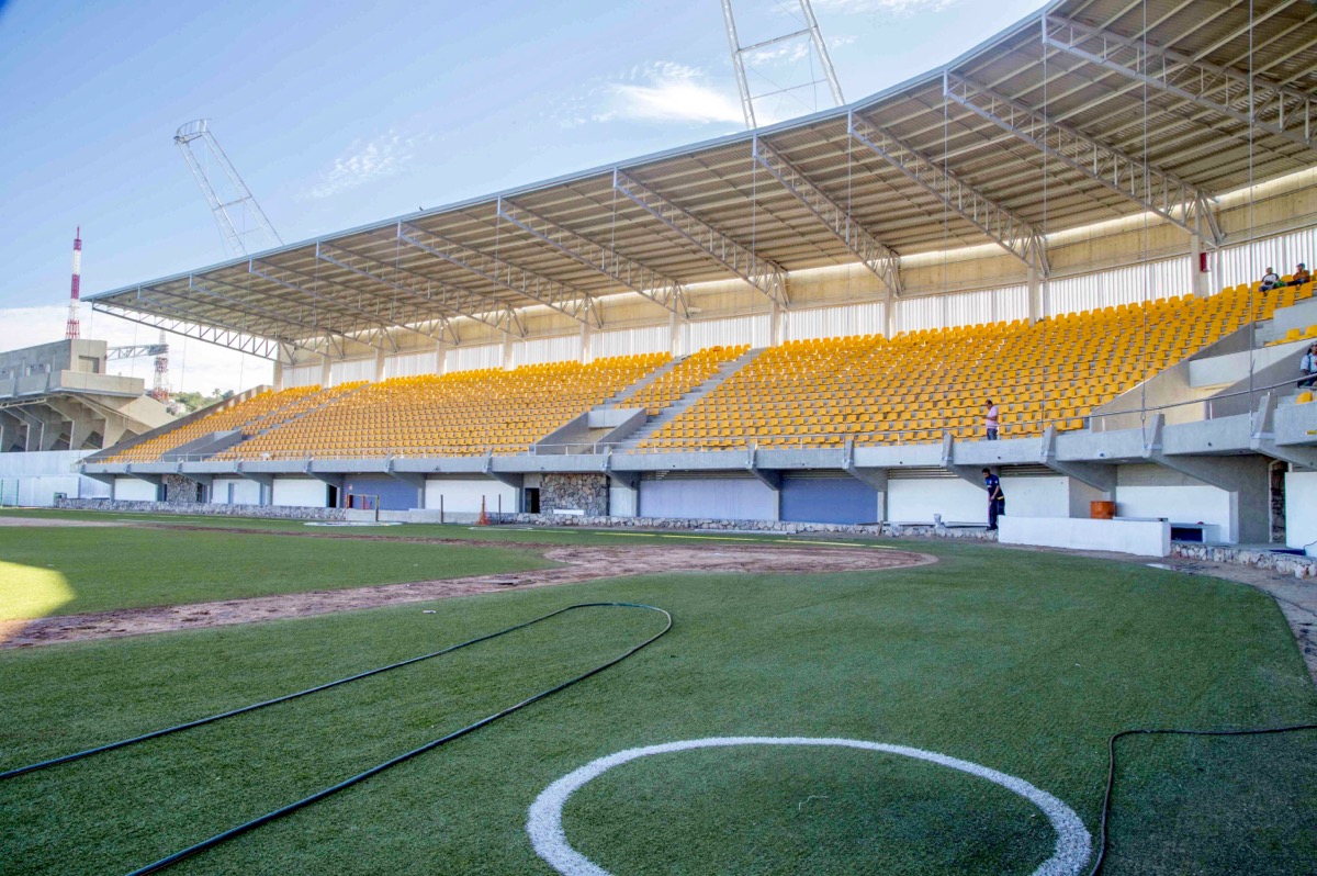 AVANZAN TRABAJOS EN EL ESTADIO ARTURO C. NAHL