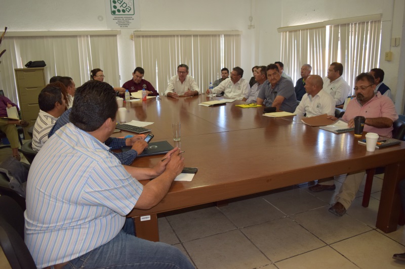 Se restablece suministro de agua potable en La Paz