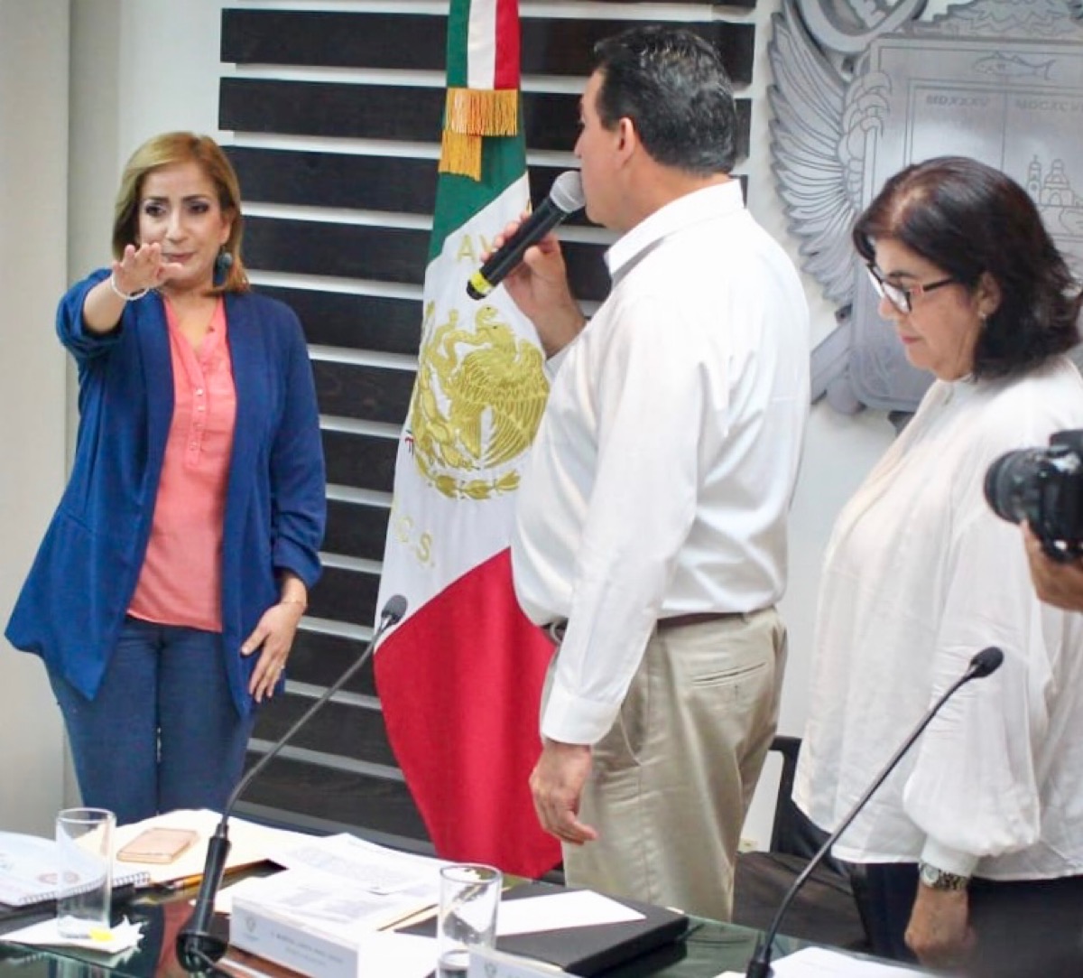 Nombran a nueva Contralora Municipal en La Paz