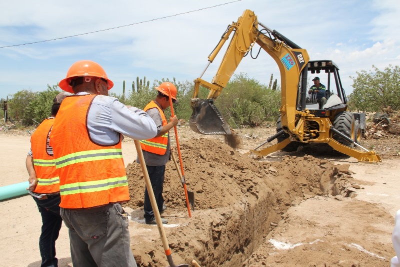 Inicia instalación de red de drenaje en colonia La Pasión en La Paz