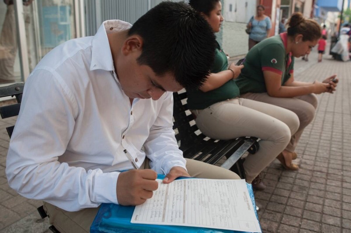 BURÓ POLÍTICO/ UN DIFÍCIL AÑO POR VENIR