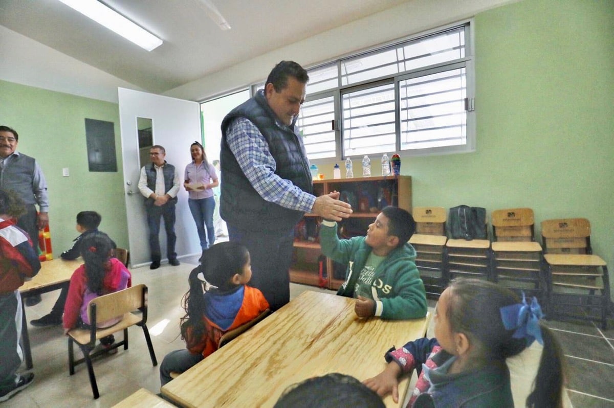 Entrega gobernador nuevo jardín de niños en La Paz