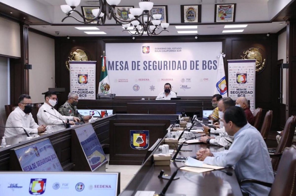 Acuerdan operativos para evitar aglomeraciones en Halloween y Día de Muertos