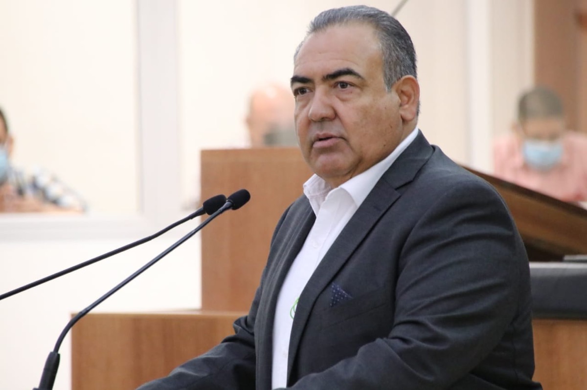 Obstaculiza IEE la democracia en BCS: “Chaky” Van Wormer