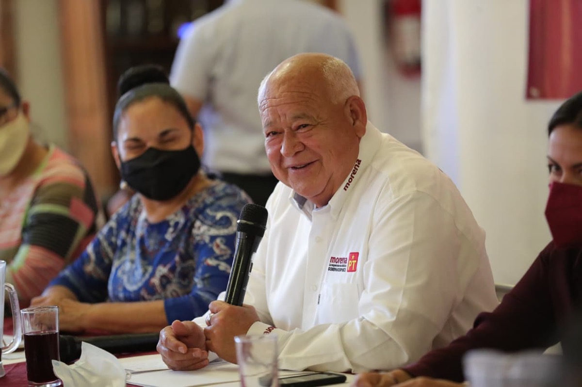 Apoyaremos la reactivación de la industria restaurantera: Víctor Castro