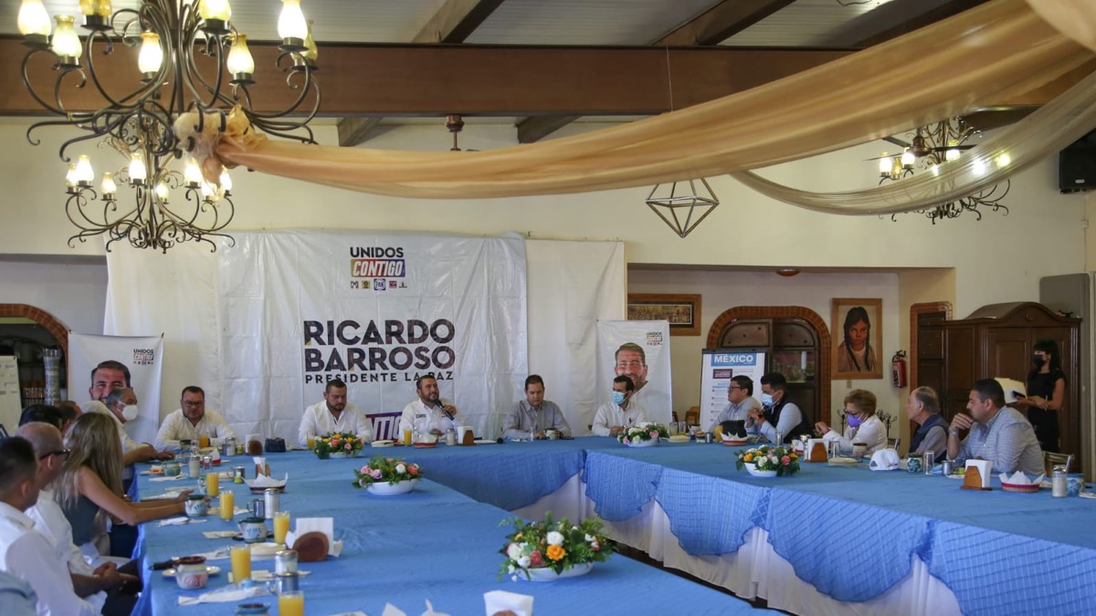 Eliminaremos trabas burocráticas para reactivar La Paz: Ricardo Barroso