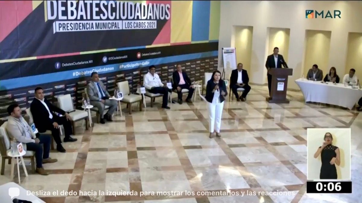 Gana Lupita Saldaña debate ciudadano organizado por Coparmex