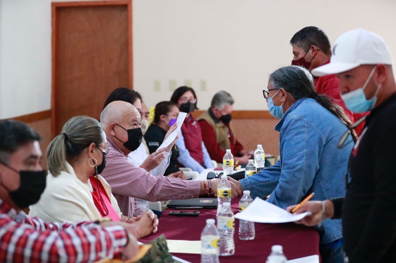 Compromete Víctor Castro acciones en favor de Guerrero Negro