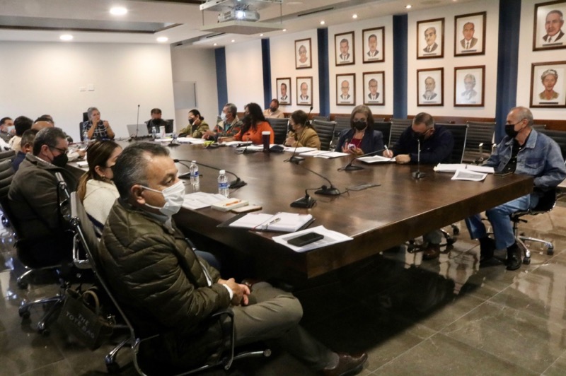 Analiza SEP propuesta de plan curricular para educación básica 2022