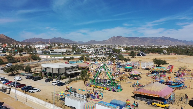 Supervisa protección civil la instalación de juegos mecánicos en el área donde se desarrollarán las Fiestas Tradicionales San José del Cabo