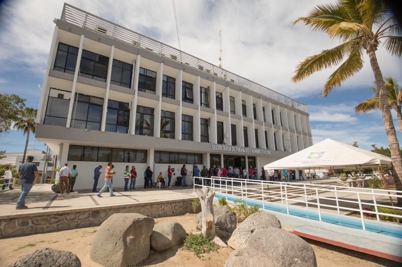 Mantendrá gobierno estatal guardias de atención a los ciudadanos durante período vacacional