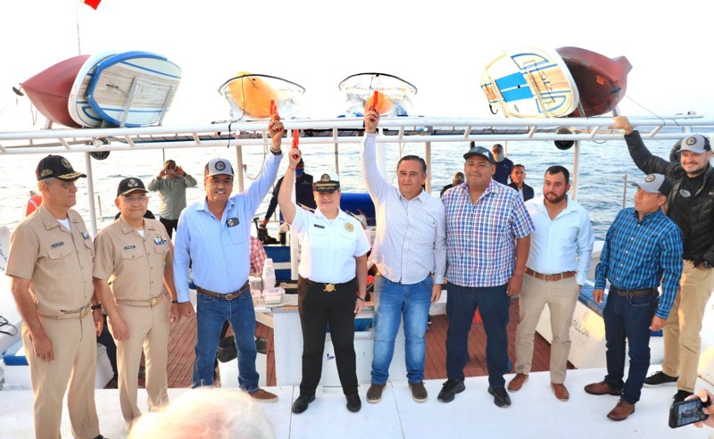 Da Oscar Leggs disparo de salida al torneo de pesca ”Pelagic Triple Crown of  Fishing 2022”