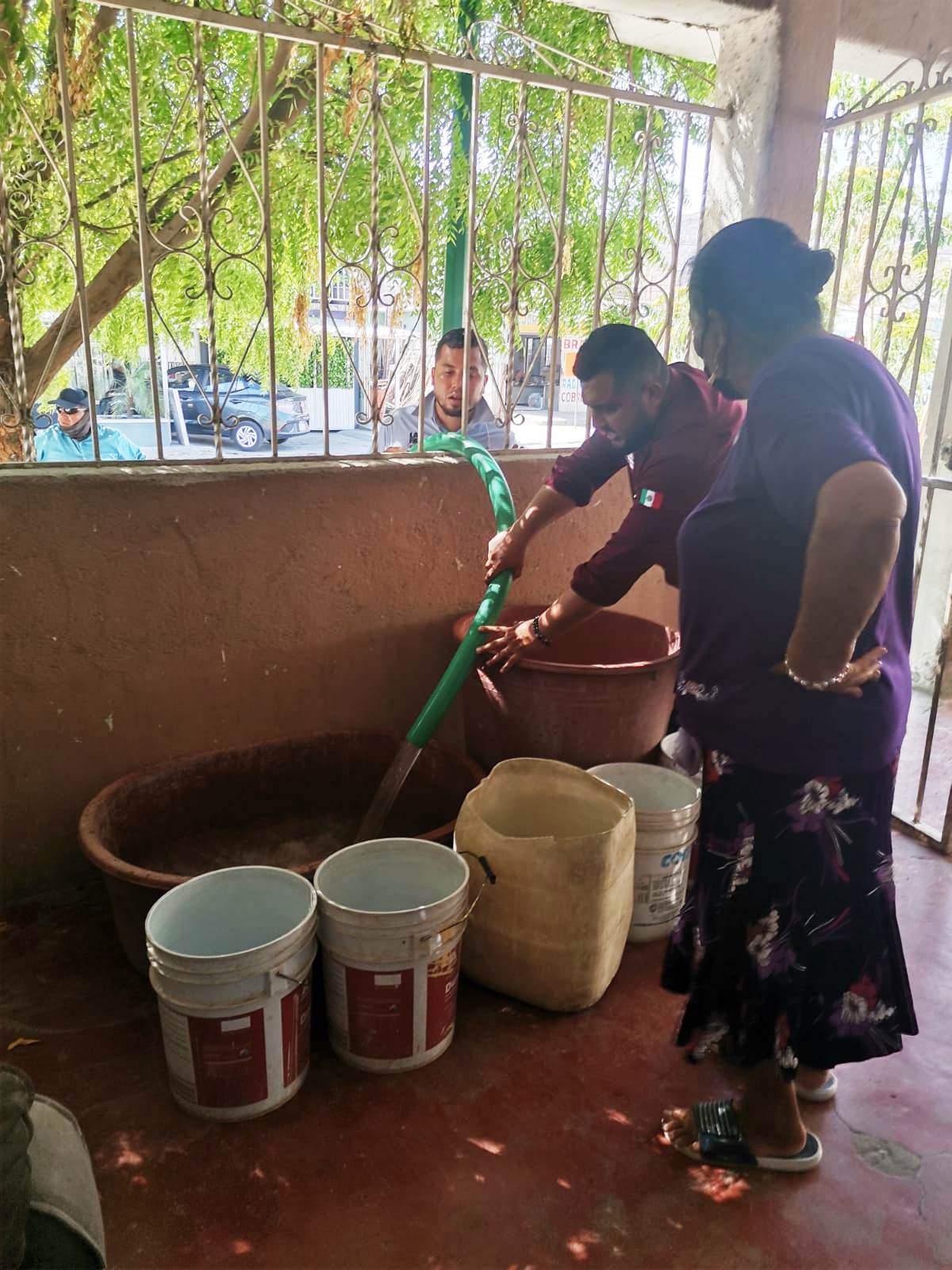 Continúa el Plan Emergente de Distribución de Agua Potable