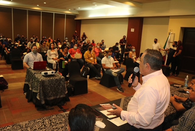 CAPACITAN A DOCENTES DE EDUCACIÓN FÍSICA EN ESTRATEGIAS DE NUEVA ESCUELA MEXICANA