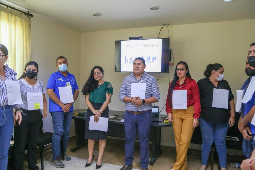 Personal del SMDIF Los Cabos se capacita para otorgar mejor atención y contribuir a bajar los índices de violencia familiar