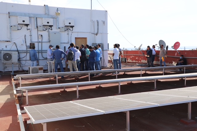 Capacita Gobierno Estatal a personal que operará los paneles solares en instalaciones públicas