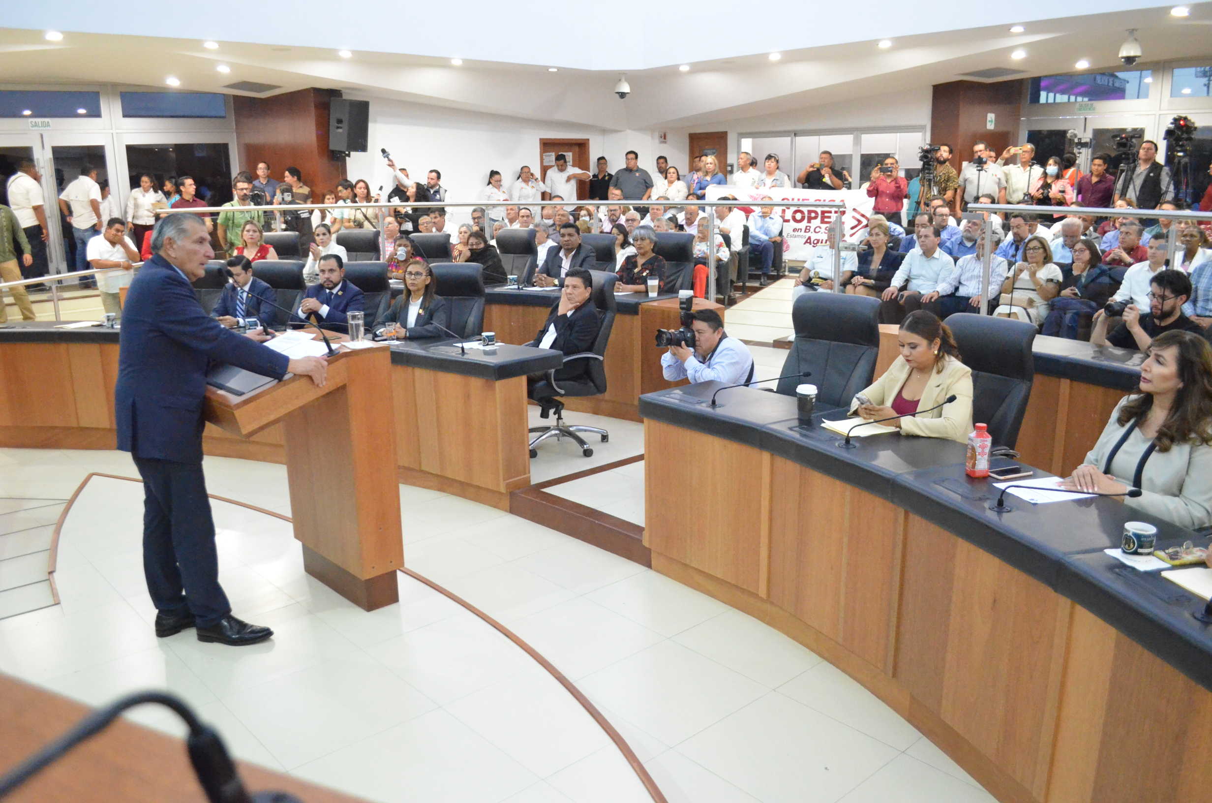 Posturas a favor y en contra de las fuerzas políticas en el Congreso de BCS en torno a la iniciativa presidencial sobre Guardia Nacional