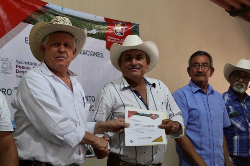 21.5 mdp en apoyo al sector agropecuario en el primer año de gobierno: JABB