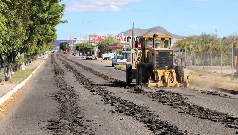 Inicia SEPUIMM rehabilitación en bulevar Agustín Olachea