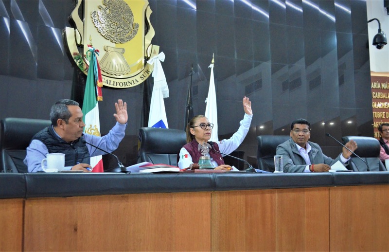 Recibe Congreso iniciativa ciudadana para que la figura del “robo calificado” se persiga por denuncia de oficio y no por querella