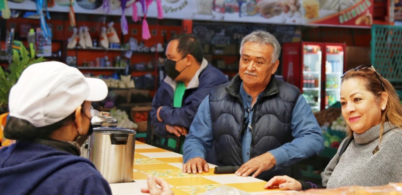 Recorren servidores públicos instalaciones del mercado Olachea