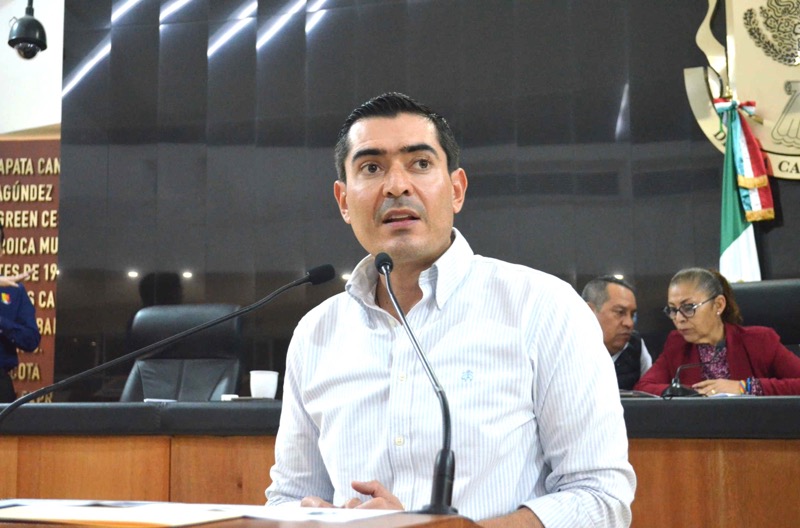 Si no te llega el agua, que te la descuenten de tu recibo: Diputado Rigo Mares