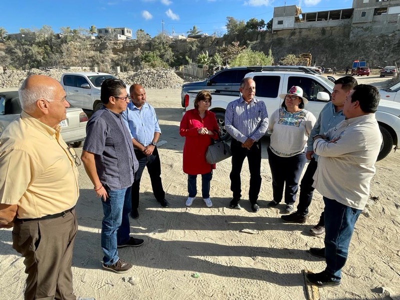 Gobierno de Los Cabos trabaja en el proyecto de pavimentación de la prolongación Forjadores, una vía alterna en el Vado de Santa Rosa