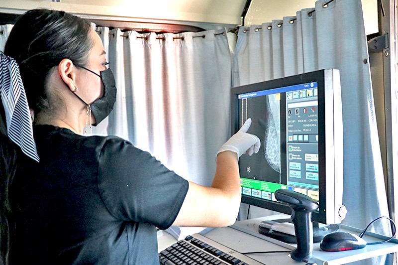 Inicia mastógrafo móvil recorrido en Comondú