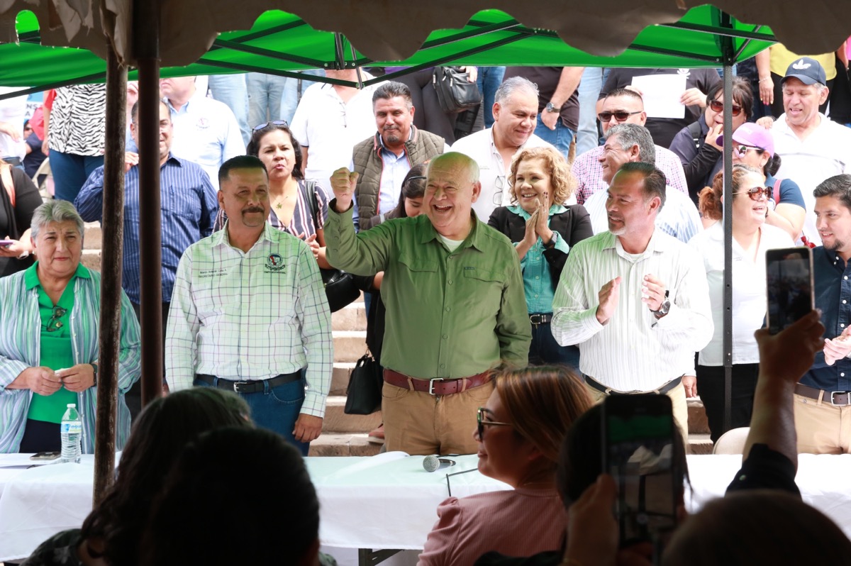 Concluyen negociaciones entre Gobierno del Estado y Sindicato de Burócratas