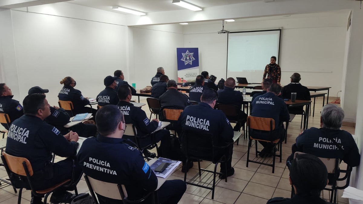 Imparte Comisión Estatal de Trata, curso a policías municipales