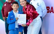 Entrega Milena Quiroga reconocimientos a ganadores del concurso “Emprende Kids 2023”