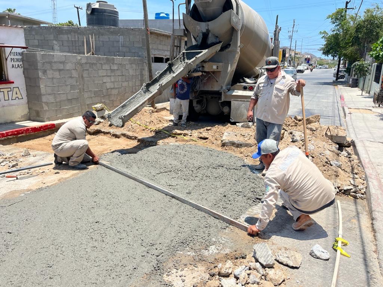 Rehabilitados más e 1 mil baches en las calles y avenidas de Los Cabos; mediante el programa Bacheo Tras Fuga