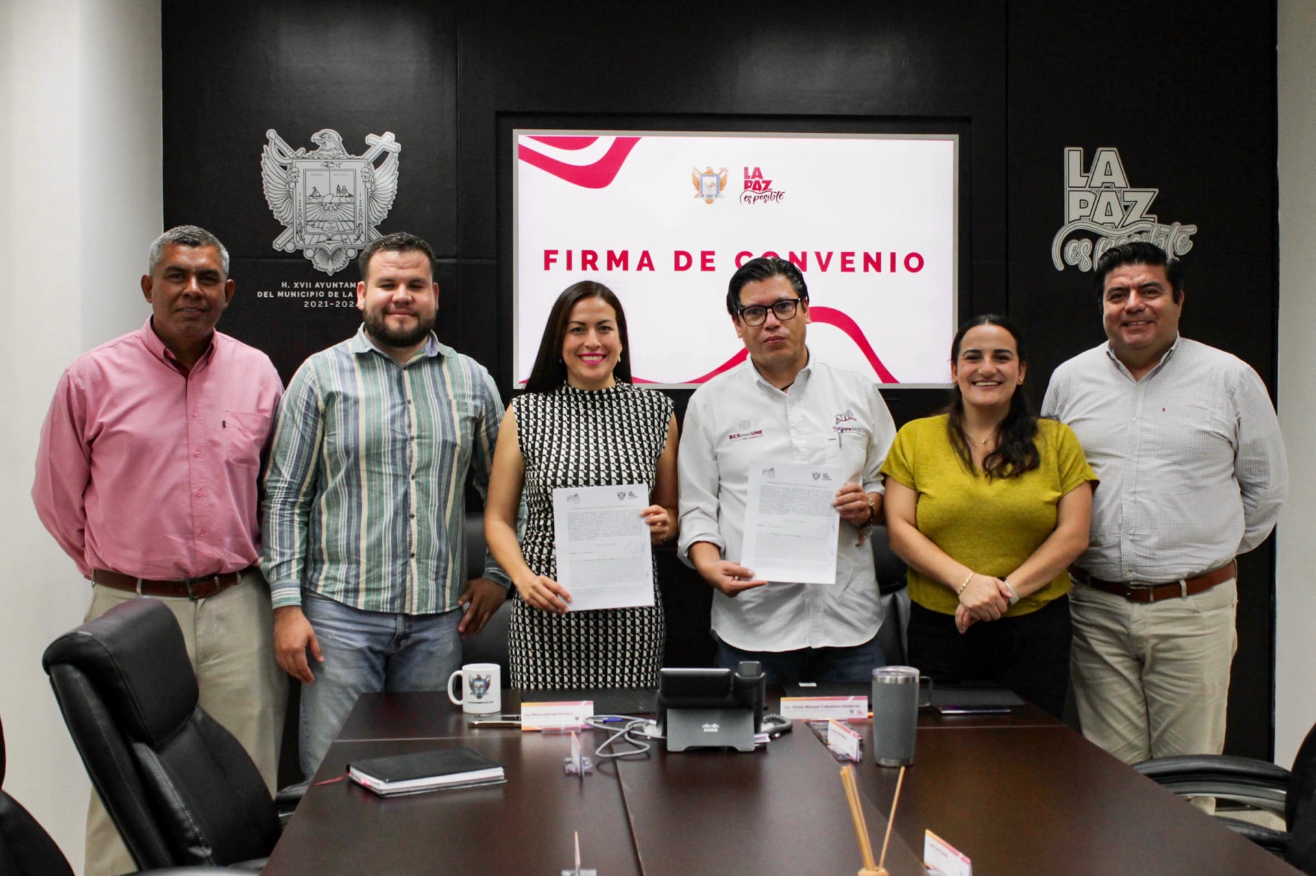 Firma ISC convenio con Ayuntamiento de La Paz