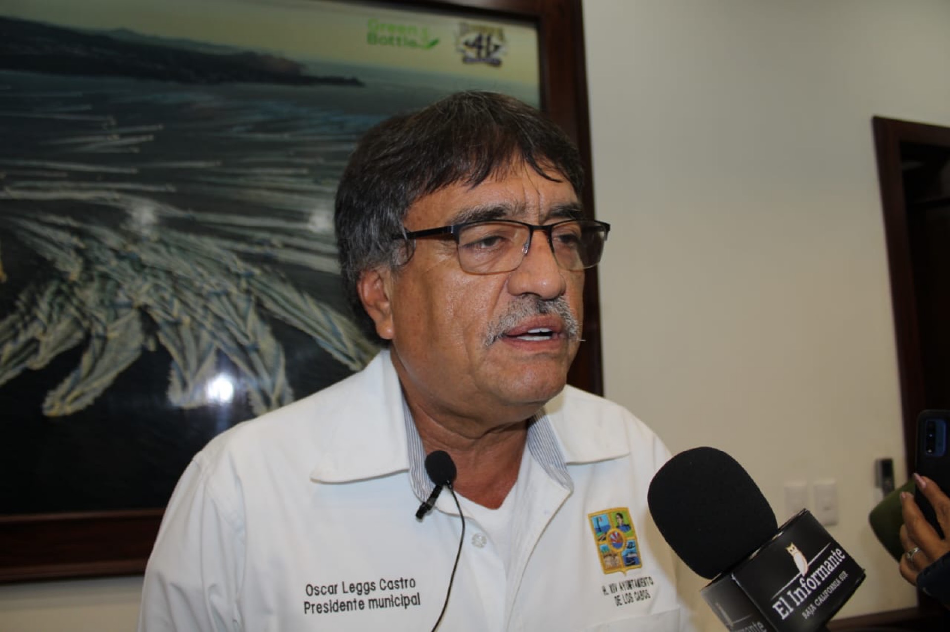 Orden en el Tianguis Las Palmas; permisos para quienes trabajen, no a agrupaciones que exploten a la gente: Leggs Castro