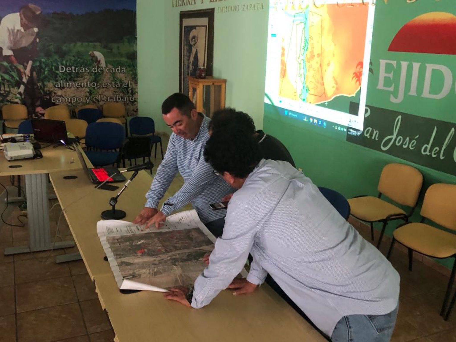 Gestionan prestación del servicio de transporte público en La Ribera