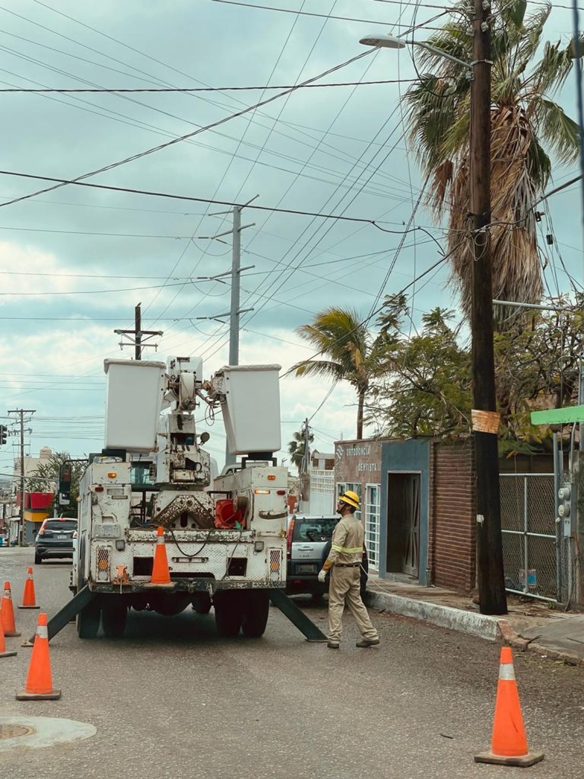A una semana del paso de “Norma” por Los Cabos, el 97% de los usuarios de energía eléctrica cuentan con servicio