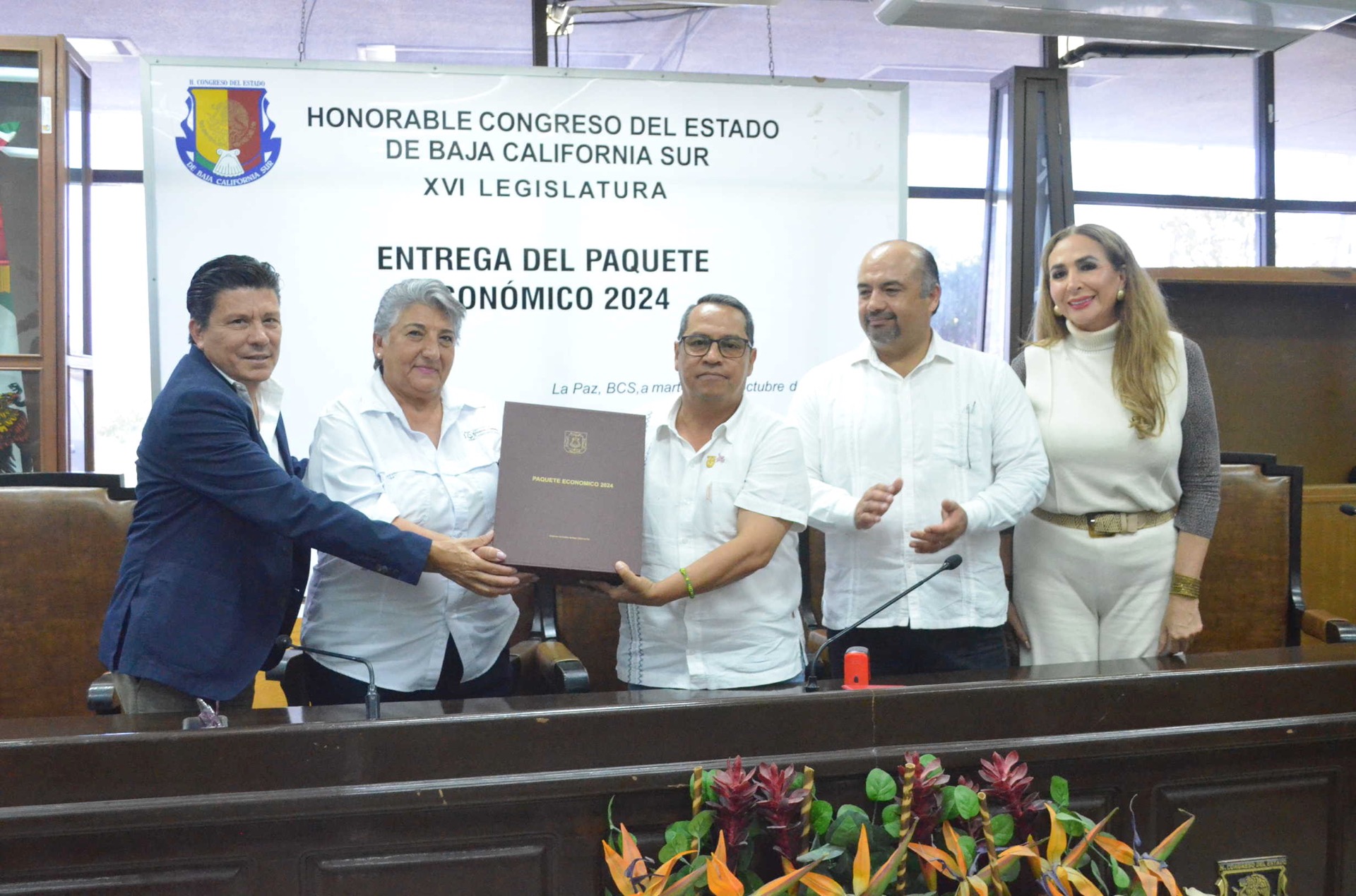 Recibe Congreso Paquete Económico del Gobierno del Estado para el 2024