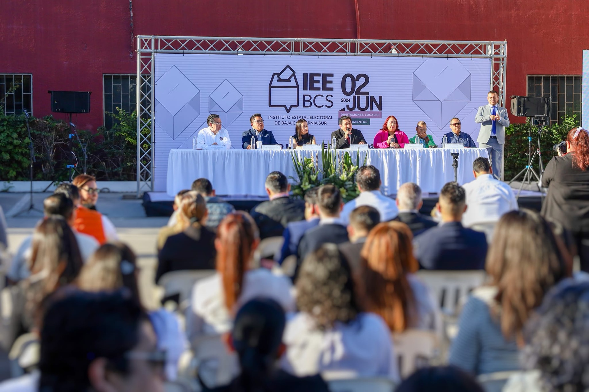 Participa Contralora Municipal de Los Cabos en el inicio del proceso electoral 2023-2024, llevado a cabo por el Instituto Estatal Electoral