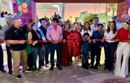 Realizan tradicional encendido de árbol navideño en CSL; inauguran bazar con presentaciones artísticas