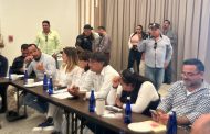 Atiende Oscar Leggs Castro a integrantes de CANIRAC Los Cabos; buscarán solución a temas de movilidad, regulación transporte de carga, implementación de vías alternas y regulación de giros restringidos