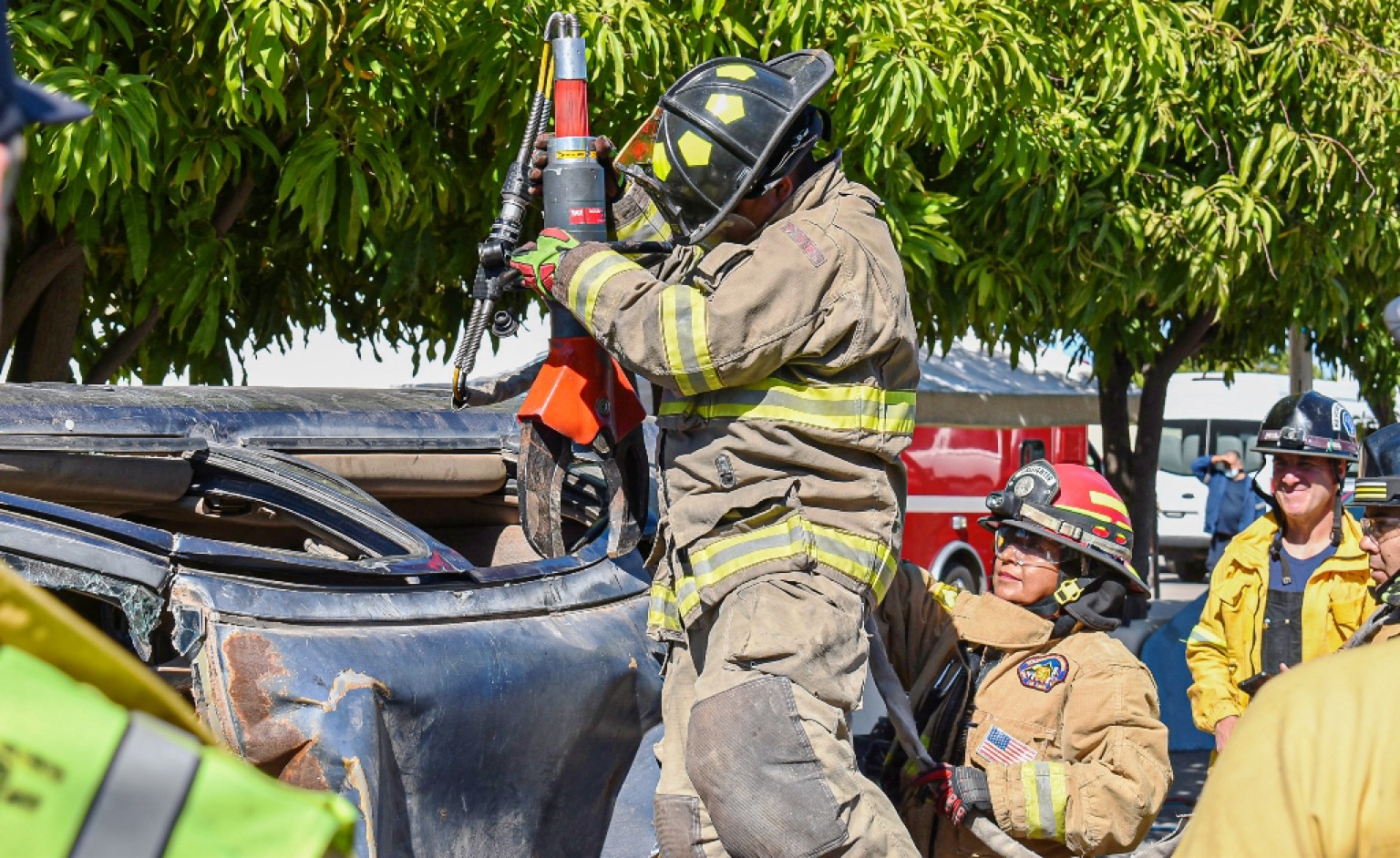 Emiten Bomberos de La Paz recomendaciones de seguridad por temporada navideña