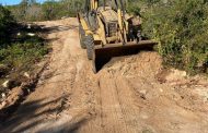 Continúan trabajos de rehabilitación de los caminos de la zona rural de Los Cabos