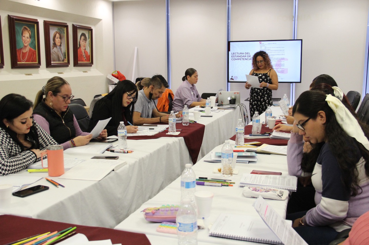 FORTALECE SEDIF CAPACITACIÓN A SERVIDORES PÚBLICOS