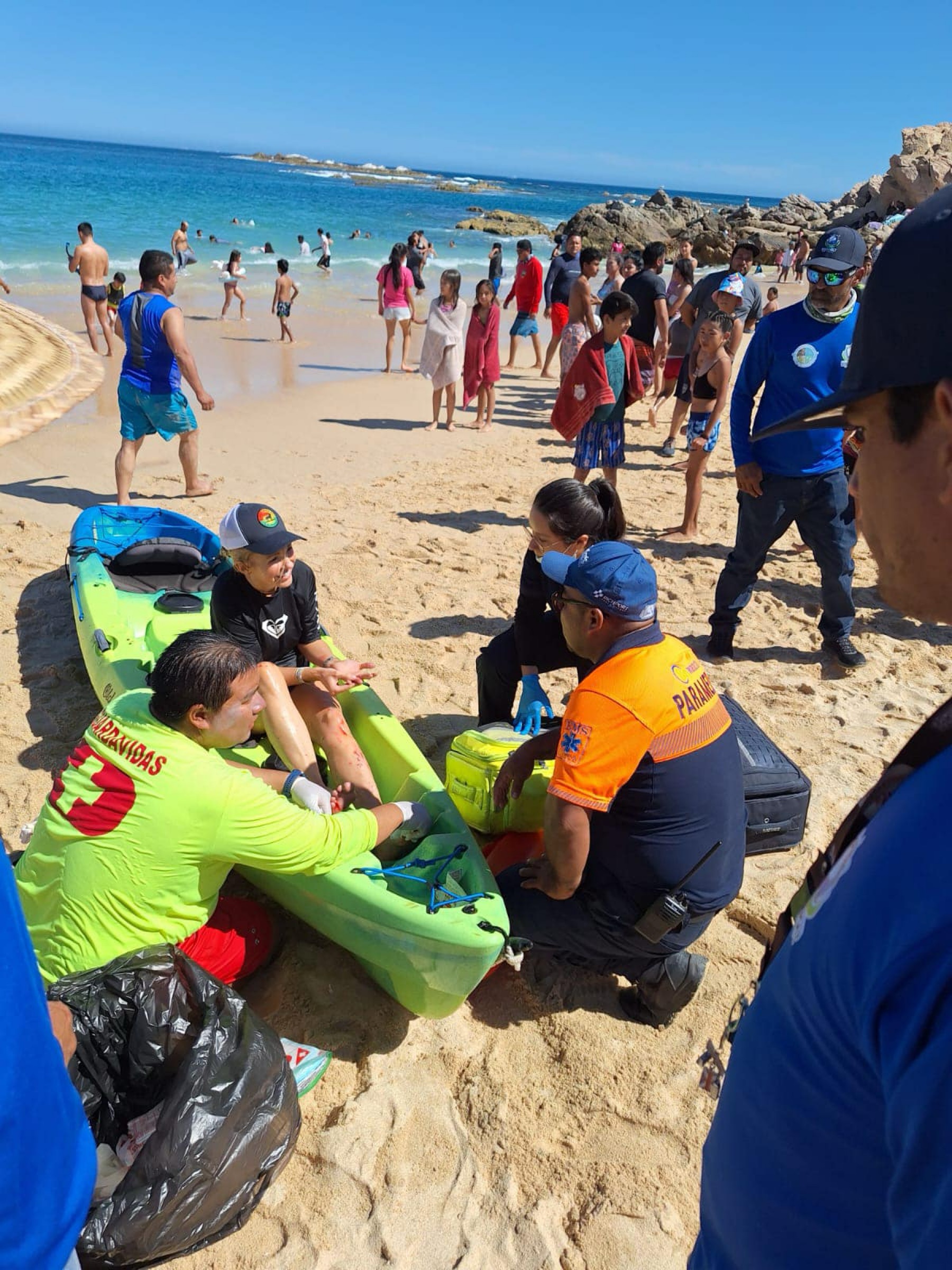 El equipo de salvavidas de Zofemat Los Cabos brindó a la población en situación de emergencia durante la Semana Santa