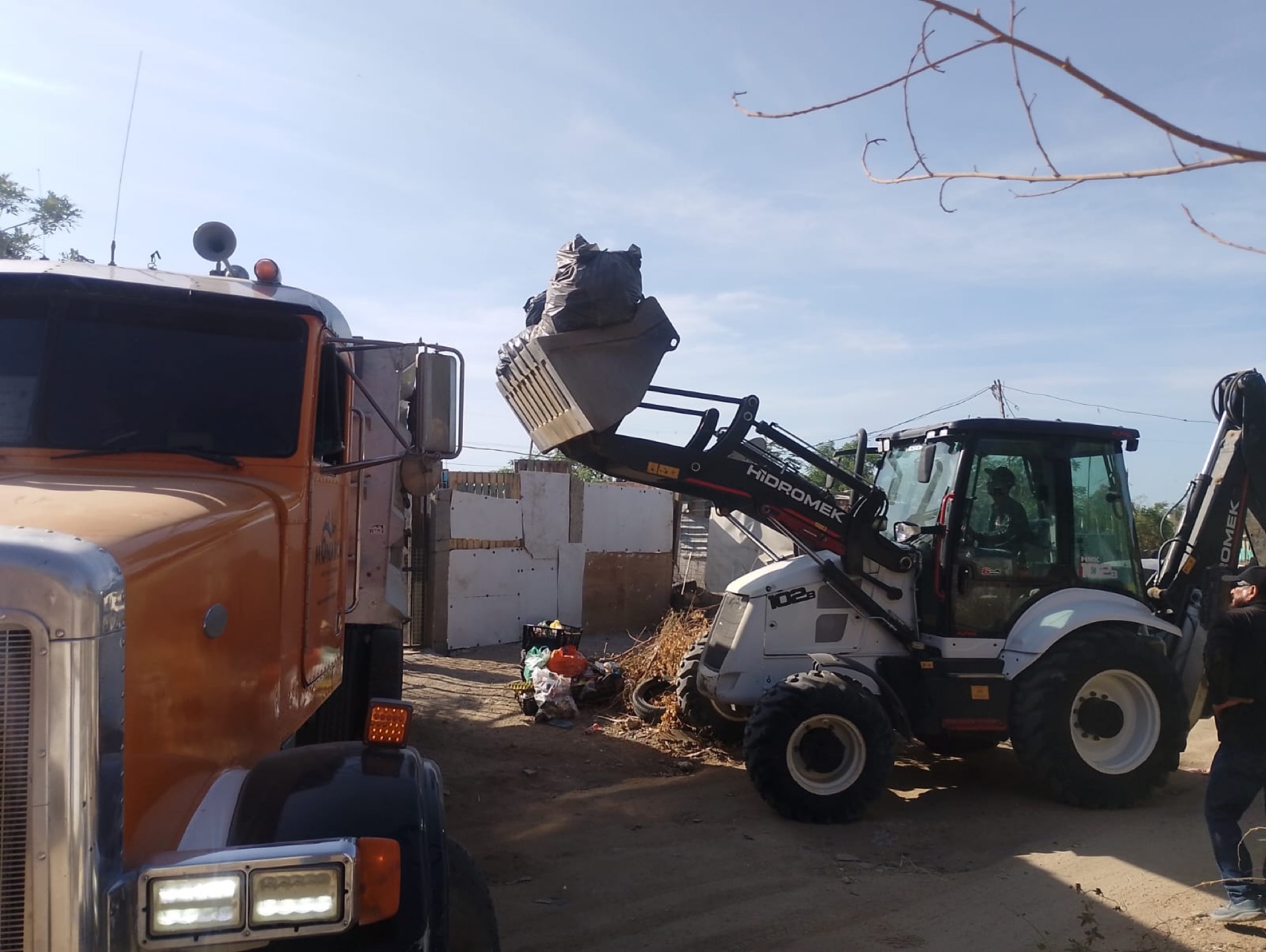 Arranca Plan Emergente de limpieza y recolección de basura en CSL