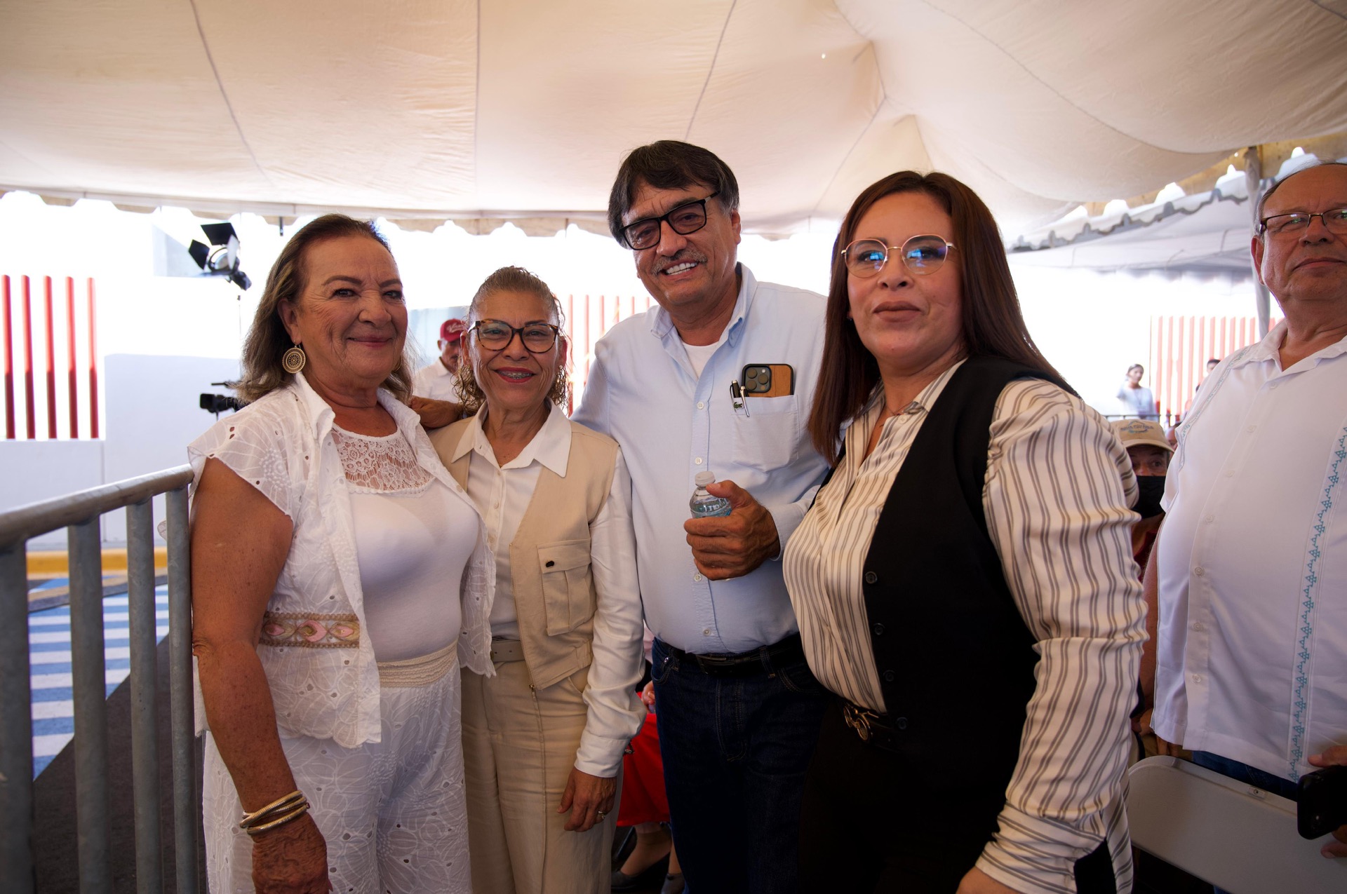 Celebra Oscar Leggs Castro llegada de Andrés Manuel López Obrador y de Claudia Sheinbaum, para inaugurar la nueva clínica hospital del ISSSTE en beneficio de 45 mil derechohabientes de Los Cabos